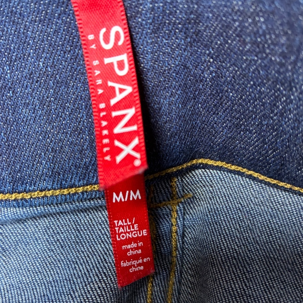 SPANX Dark Wash Flare Pull On Stretch Shaping Jeans Medium Tall - Picture 3 of 10